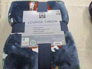 lot 777 image: 60 x 70 lounge throw...