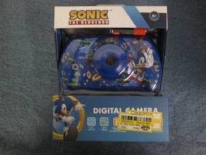 lot 831 image: Sonic the hedgehog digital camera f...