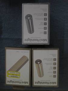 lot 841 image: 3 mini flashlights...
