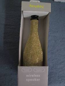 lot 842 image: Hey day wireless speaker...