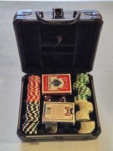 lot 48 image: University of North Dakota Fighting Sioux Poker Chip Set with Bicycle Playing Cards and Accessories in Metal Case
