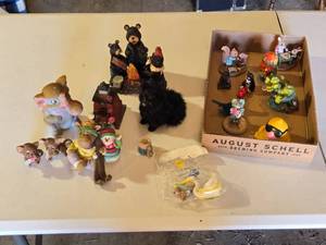 lot 59 image: Collection of Figurines and Decorations including Various Figurines