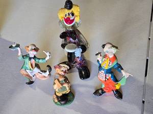 lot 79 image: Set of 4 Clown Figurines Including Genuine Venetian Glass Clown