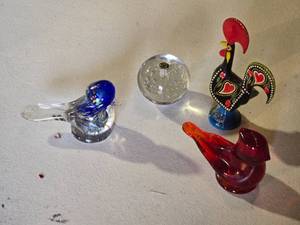 lot 80 image: Collection of Glass and Ceramic Figurines Including Portuguese Rooster and Glass Birds