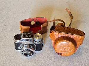 lot 106 image: HIT Vintage Miniature Camera with Leather Case