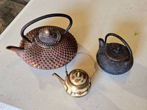 lot 107 image: 3 Vintage Teapots Including Cast Iron and Floral Design Teapots