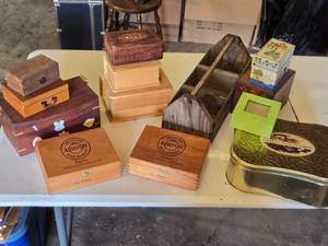 lot 116 image: Variety of Wooden and Tin Boxes Including Ashton Cigar Boxes, Decorative Boxes, and Storage Containers
