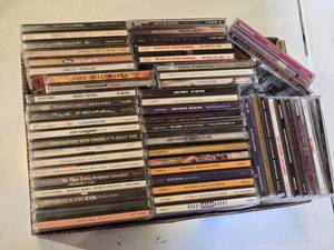 lot 208 image: Box of Music CDs including Mariah Carey, TLC, En Vogue, and Lenny Kravitz, among others