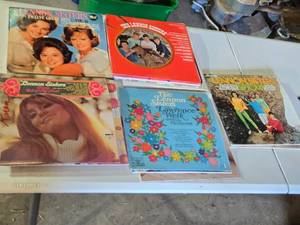 lot 225 image: Large Lot of Lennon Sisters Vinyl Records
