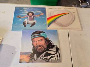 lot 227 image: Leo Sayer, Kool & The Gang, and Willie Nelson Vinyl Records