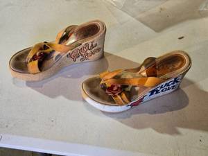 lot 263 image: Sbicca Womens Wedge Sandals with Custom Artwork with phrases Cali Love and F Love - Size unkown, length about 8 12