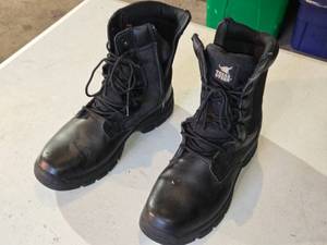 lot 270 image: Texas Steer Slip Resistant Oil Resistant Boots Size 13