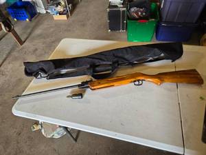 lot 276 image: Model 62 Air Rifle with Accessories