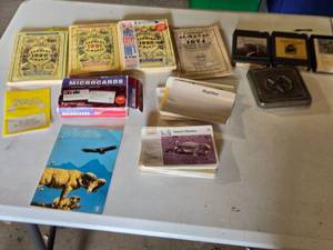 lot 409 image: Old Farmers Almanac Collection including 1990, 1991, 1992 Editions, Lippincotts Microcards, and Reptile Wildlife Cards