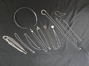 lot 317 image: Bunch of Necklaces