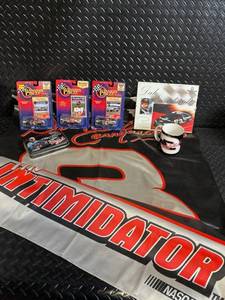 lot 32 image: Dale Earnhardt NASCAR Collectibles - Winners Circle Die-Cast Cars, Lifetime Series, Mug & Banner