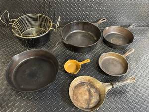 Griswold Cast Iron Skillets - Erie PA USA (Lot of 6)