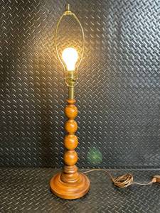 lot 75 image: Vintage Carved Wood Table Lamp - Brass Harp & Turned Column