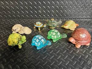 lot 78 image: Glass Turtle Figurines - Hand Painted, Made in Japan