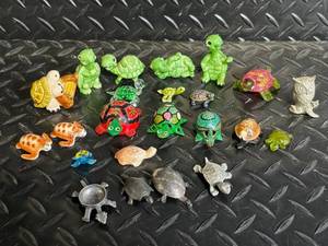 lot 82 image: Assorted Mini Turtle Figurines - 40 Plastic & Metal Turtles