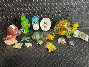 lot 84 image: Solar Powered Mosaic Turtle Lamp - 2 Lights, Includes Rechargeable Battery, Assorted Tiny Turtles