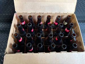 lot B-152 image: Hauenstein New Ulm Beer - 24-Bottle Crate - Original Box
