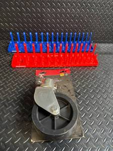 lot 157 image: Bulldog 6in Caster Wheel Assembly for 2in Jacks - 1200 Lb Capacity - 1500-Series A-Frame