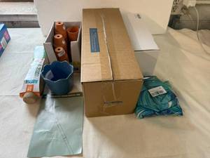 lot 18 image: Large Lot ofGardening Supplies