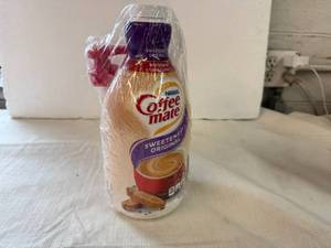 lot 21 image: 50oz Coffee Mate Sweetened Orignal Creamer