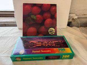 lot 23 image: Puzzles-550pcs & 700pcs