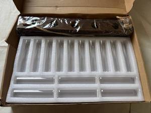 lot 57 image: Set of 2 Plant Propaganting Hangable D�cor