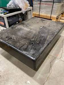 lot 22ET image: Tabletop (603586)