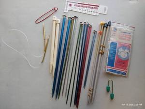 lot 18 image: Lot of Knitting Needles, Mostly Boye
