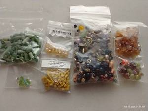 lot 65 image: Beautiful Beads