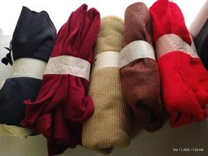 lot 73 image: (6) Ribbed Sweater Knits