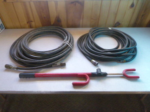 lot 30 image: Air Hoses and Steering Wheel Lock