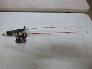 lot 107 image: Ice Fishing Rods and Reels