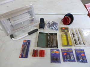 lot 119 image: Garage Items