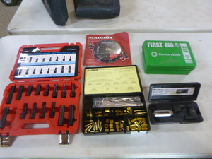 lot 124 image: Garage Tools