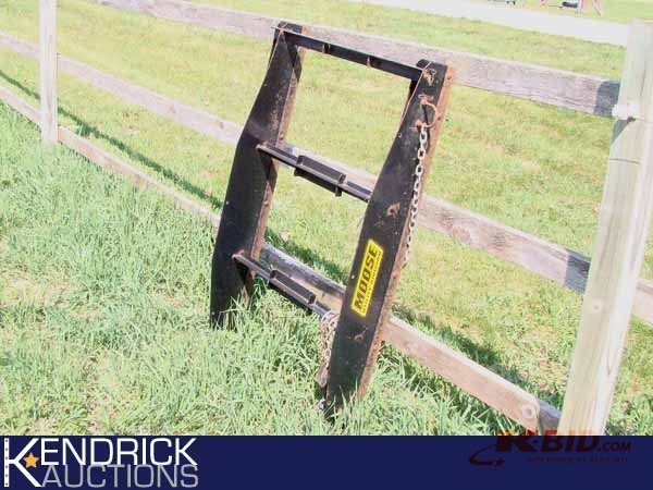 lot 14 image: Moose Utility 4 Arena Drag