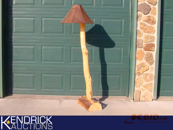 lot 45 image: Tall Log Lamp