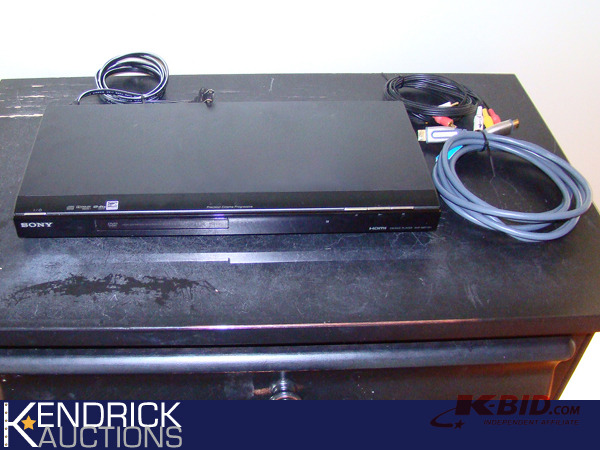 lot 99 image: Sony CDDVD Player