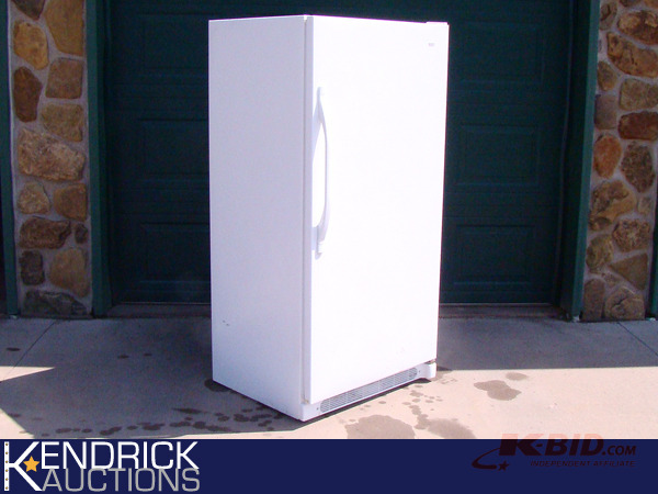 lot 102 image: Kenmore Upright Refrigerator
