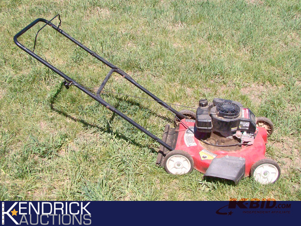 lot 105 image: Yard Machine Lawn Mower