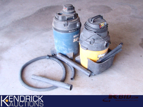lot 117 image: 2 Wet Dry Shop Vacs
