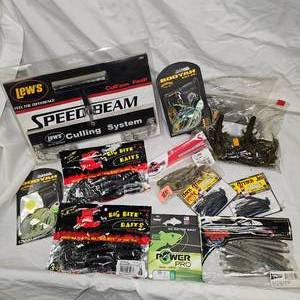 lot 15 image: Bulk Craws, Big Bite, Owner, Booyah, Zman