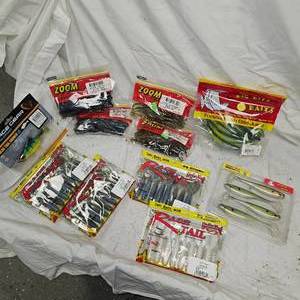 lot 51 image: Big Bite, Strike King, Zoom, Savage Gear