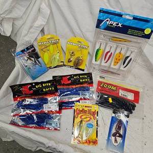 lot 70 image: Strike King, Booyah, Big Bite, War Eagle, Apex