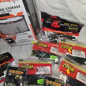 lot 75 image: Tackle Webs, Big Bite, Zoom