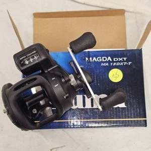 lot 35 image: Okuma Magda XT15DXT-T, New in Box, Counter Baitcasting Reel